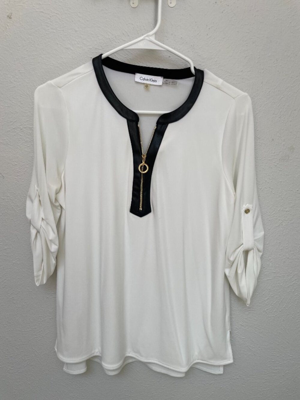 Calvin Klein White 3/4-Sleeve Pullover Blouse XS